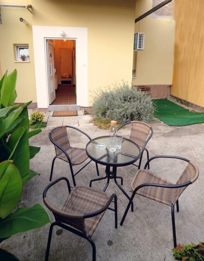 Garden Town Apartment Zagreb Bagian luar foto