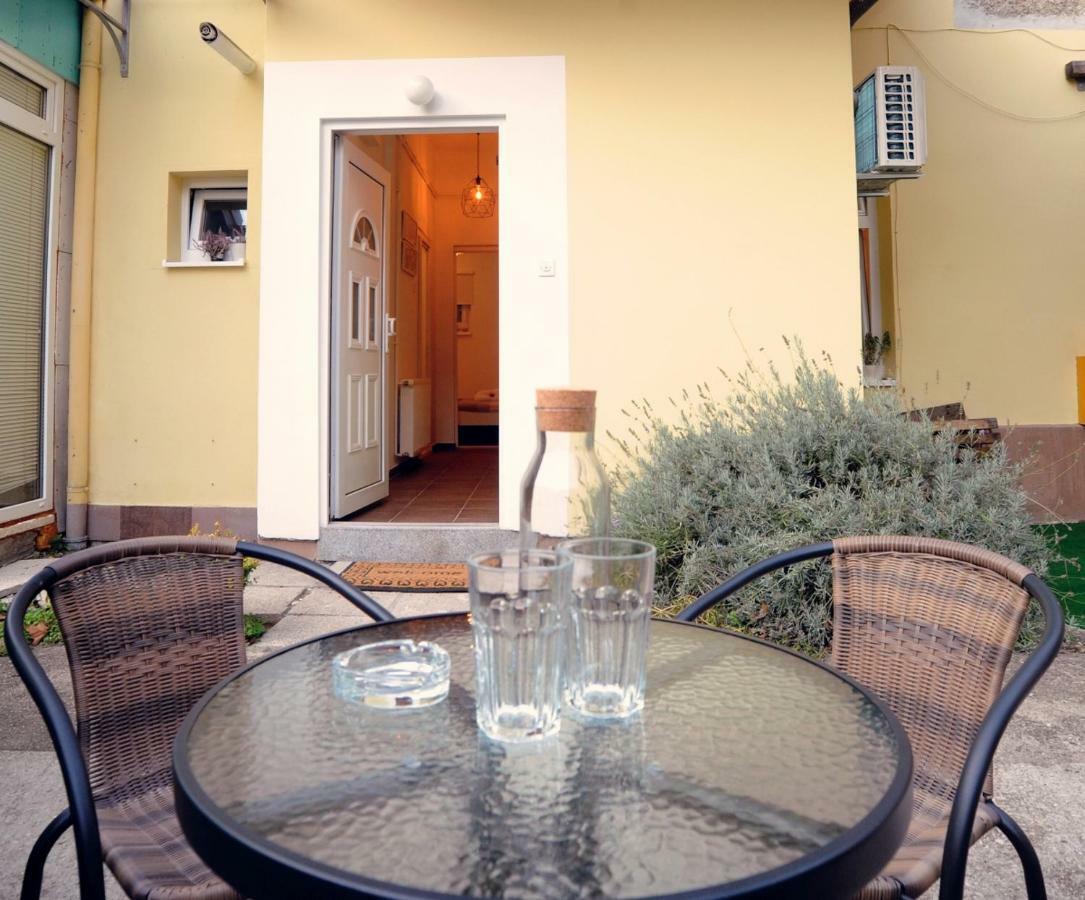 Garden Town Apartment Zagreb Bagian luar foto